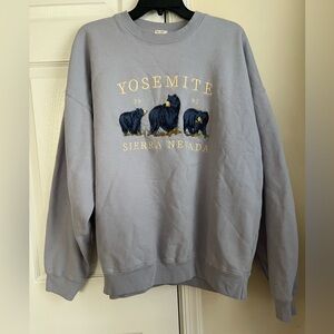 J. Galt Light Blue Yosemite Sierra Nevada Bears Embroidered Sweatshirt One Size